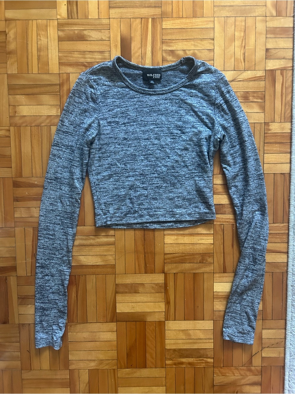 Wilfred Gray Marled Long Sleeve Crop Top